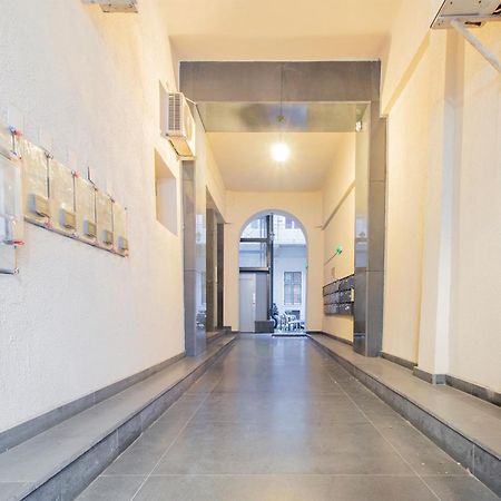 Kalvin 2Bdr Apartment With Ac Budapeste Exterior foto