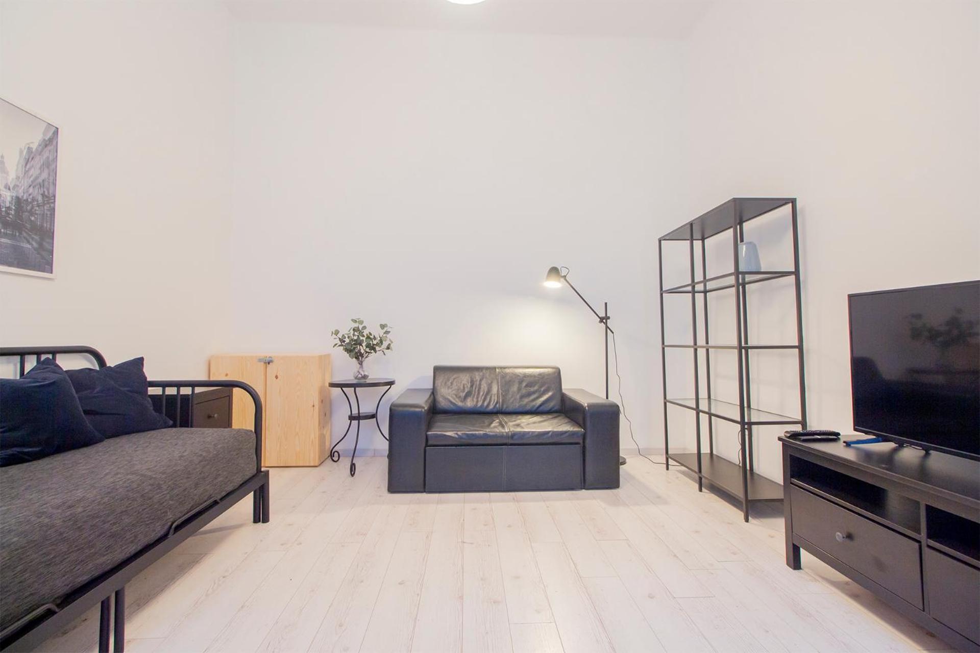 Kalvin 2Bdr Apartment With Ac Budapeste Exterior foto