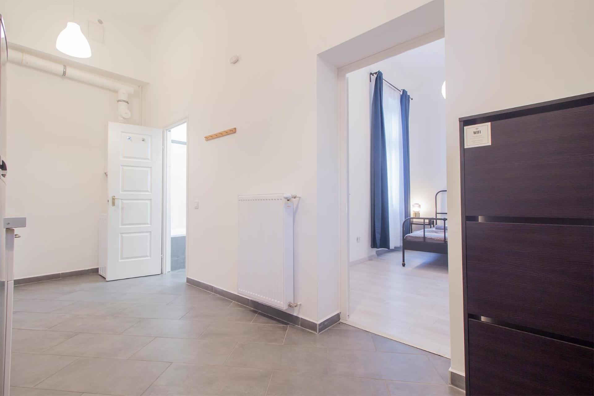 Kalvin 2Bdr Apartment With Ac Budapeste Exterior foto